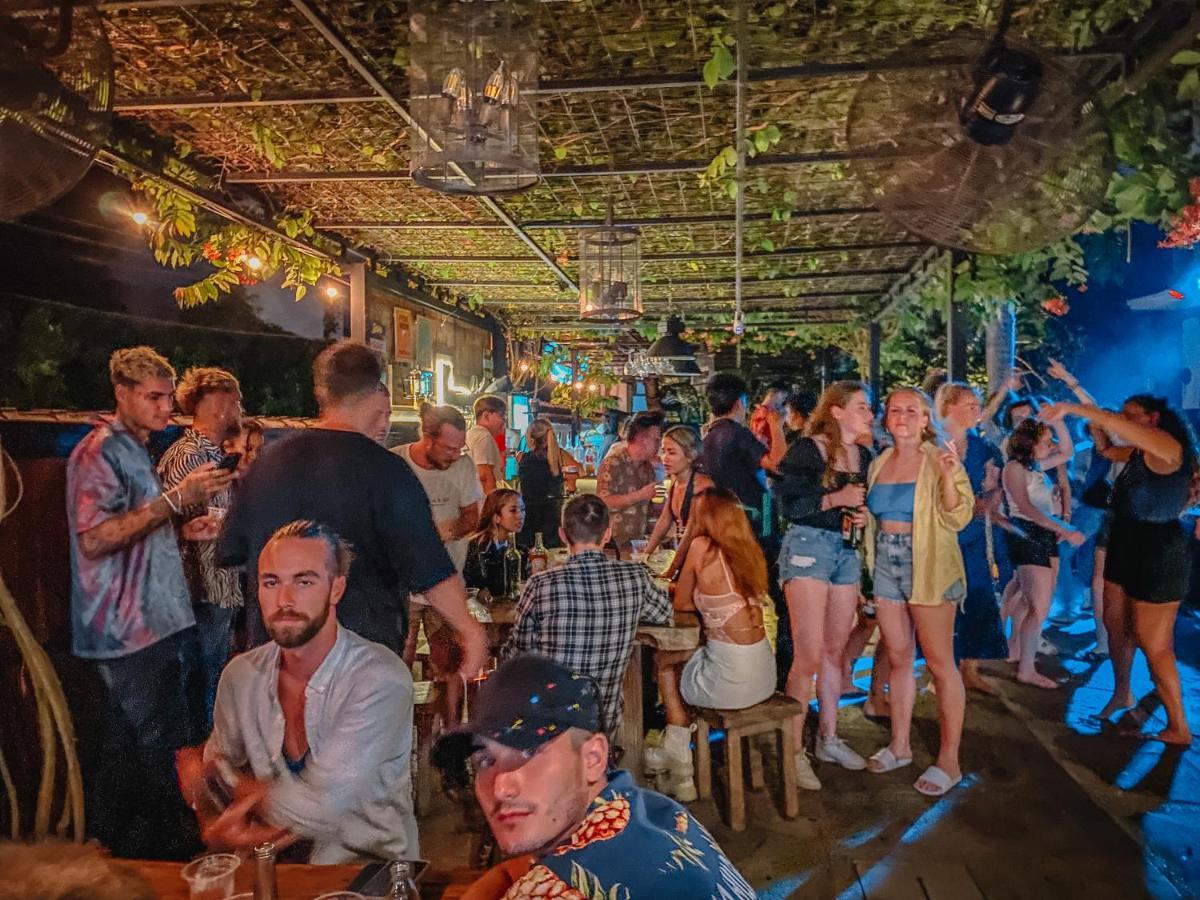 Black Pearl Hostel Canggu Dış mekan fotoğraf