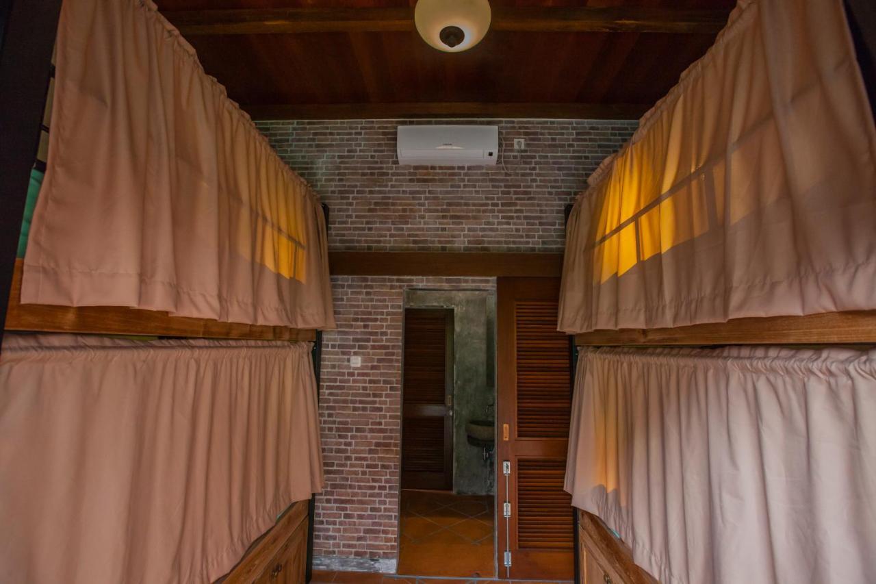 Black Pearl Hostel Canggu Dış mekan fotoğraf